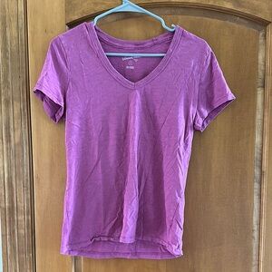 Universal Thread Pink Fitted Short Sleeve T-Shirt 100% cotton Small